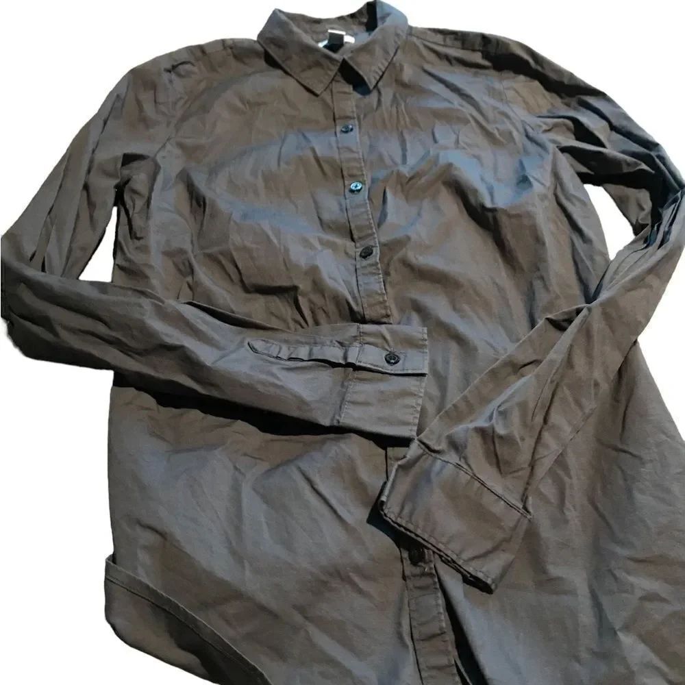 Old Navy size small grey cotton button up blouse like new see pics